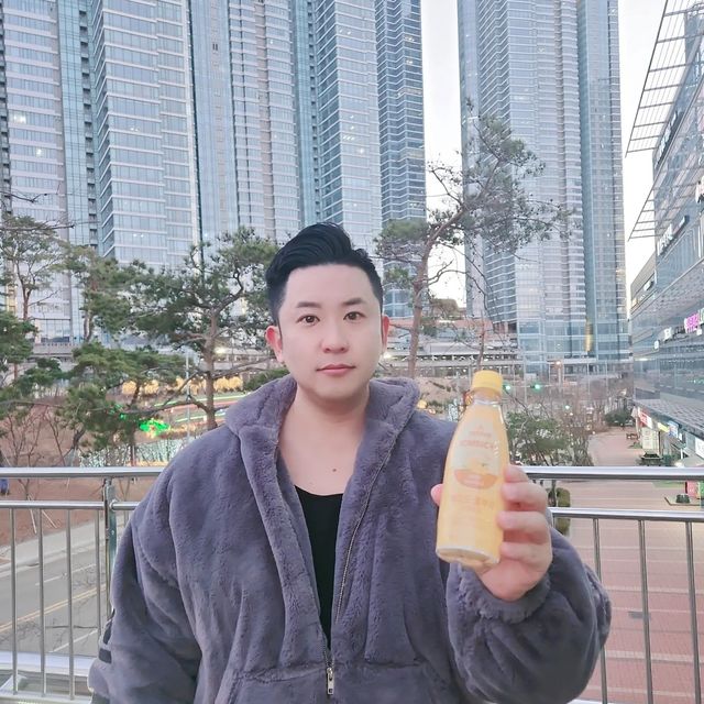 haeundae_s on Instagram: "#광고 😄[애디드컴퍼니] 애디드 콤부차 스윗망고✨️ 소개해 드릴게요❗️❗️ 💕달콤하고 청량하게 즐기는 콤부차에요 🧊🧊얼음을 넣어 시원하게 마시면 더 맛있네