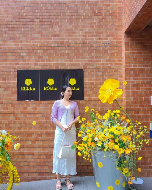 young on Instagram: "전시 마지막날 방문 했던
🌼꽃과의 공존🌼
⠀
꾸까라는 플라워브랜드 8주년 특별 전시라 꾸까어플 다운받아서 회원가입만 하면 전시는 무료 였다는거!
꽃 구경은 언제나 기분이 좋아~
마지막날 이라고 해서 갈까 말까 고민했는데 너무 만족😆
⠀
#꾸까#KUKKA#꽃과의공존#전시"