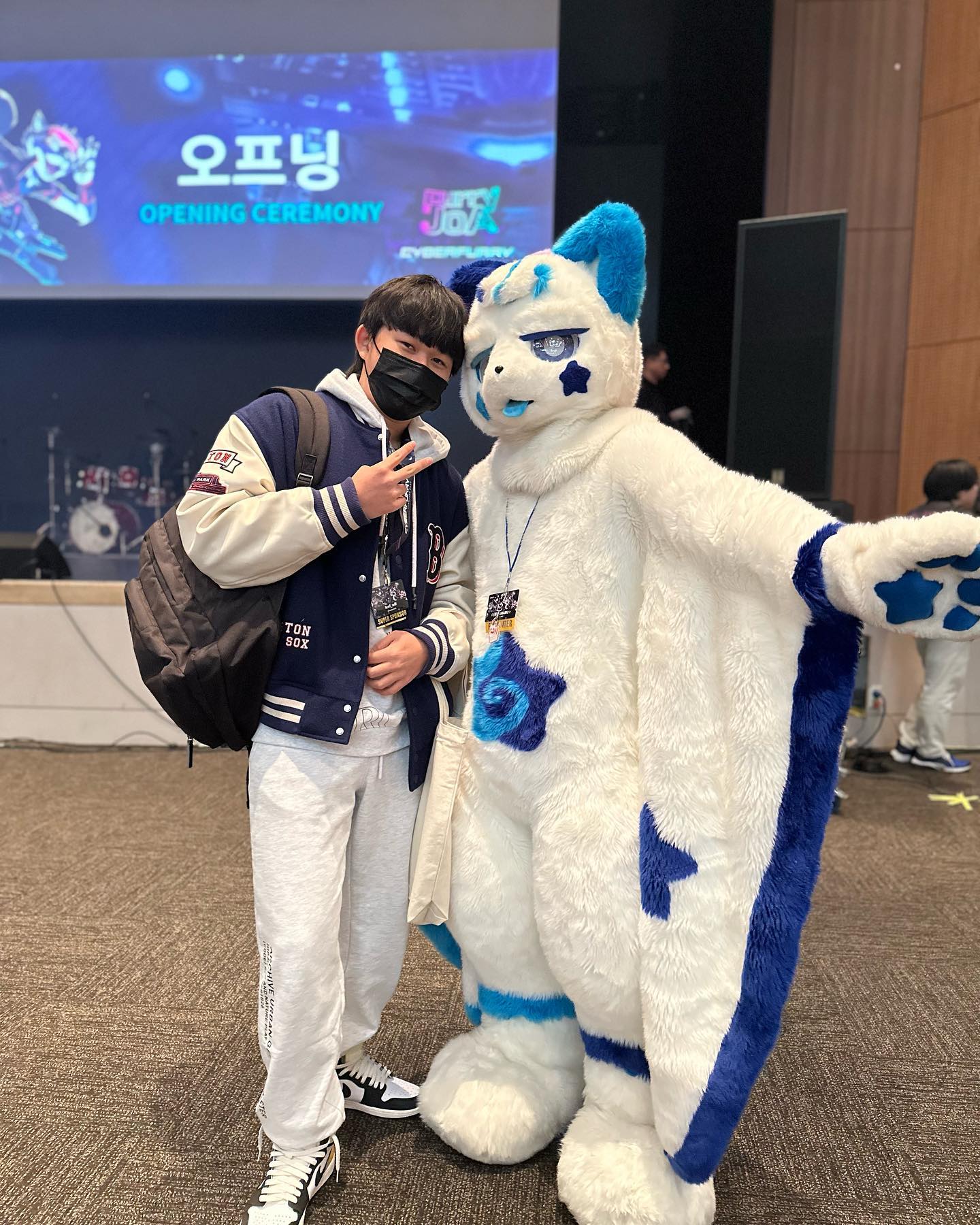 #fursuit #furryjoa #furryeveryday #furcon #koreanfurry #koreanfursuit #furryjoa2023 #furryfriends