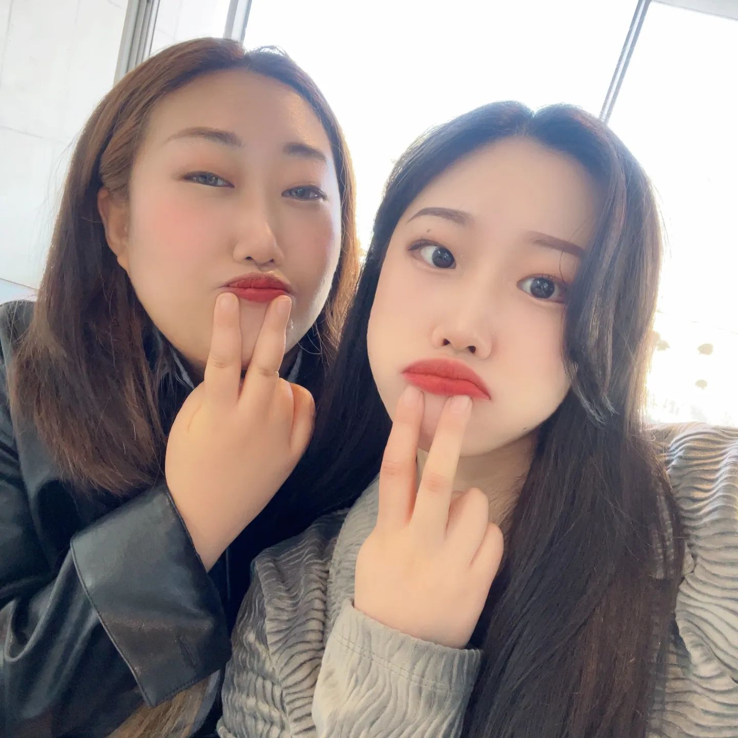 내 손 참 굵구만ㅋㅋㅋㅋ