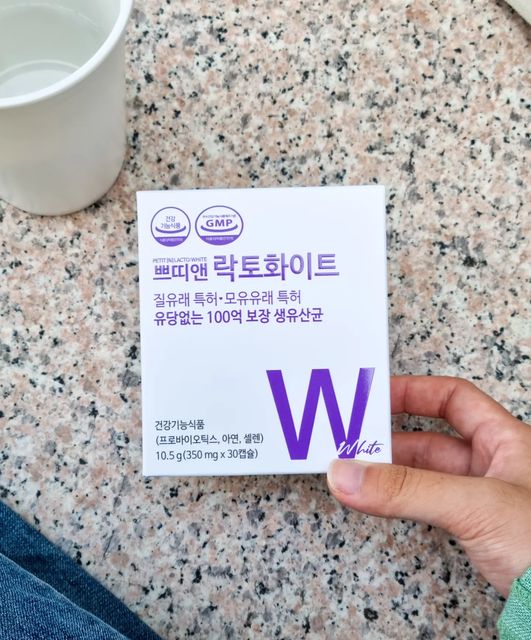 악개1호 on Instagram: "#제품협찬 “스트레스에도 끄떡없는 장건강” 🌷쁘띠앤 락토화이트 700억 투입해서 100억 보장하는 유산균! 12종 프로바이오틱스와 아연+셀렌 조합으로 장건강을 간편하