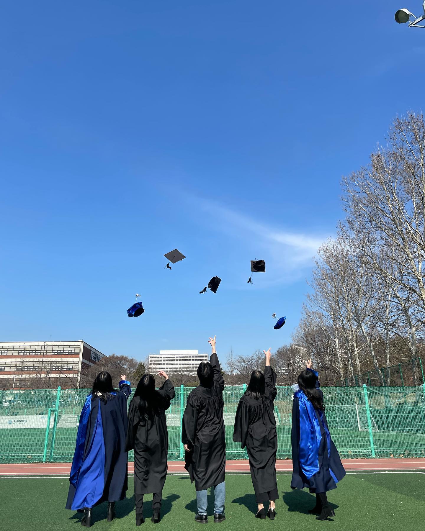 + 피드줄 맞추기
2019.03.01~2022.02.22👩🏻‍🎓
1학년때부터 함께한 가노간호💉
우주최강 CENTAUR💃🏻
응원단에서 만난 내 짝꿍👩‍❤️‍👨
4학년을 장식한 CMF까지
사랑해 아주대💙