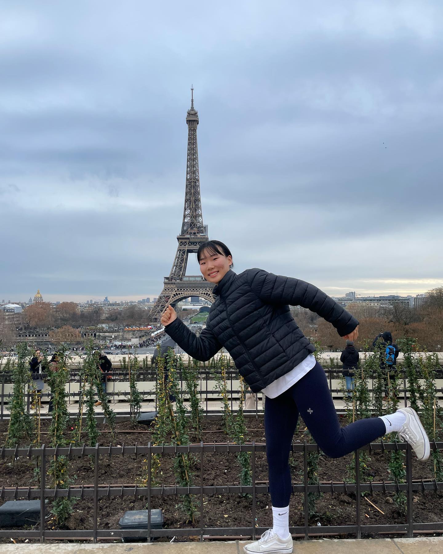 #🇫🇷 #Paris
크리스마스를 프랑스에서 보내면 기부니 조크든여
유민서 파리에 가다 1편