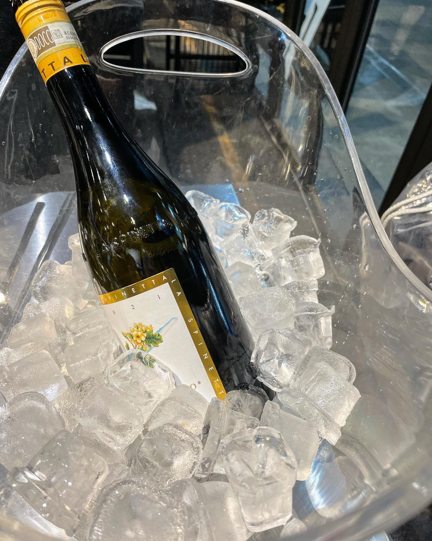 입맛에 딱 맞는 와인을 찾게해주셔서 감사합니다 🙏🍾
리슬링 이후로 만족스러웠던.. 삼겹살도 맛집
#추억팔이 #모스카토다스티🍾