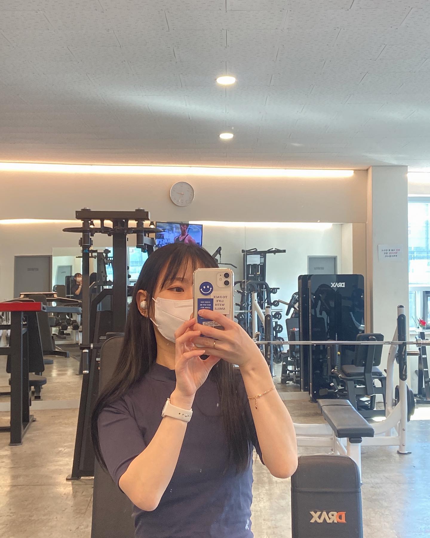.
3.6 월 

하체조금 런머조금

#다이어트 #다이어트일기 #운동 #운동하는여자 #헬스 #헬스타그램 #헬린이 #오운완