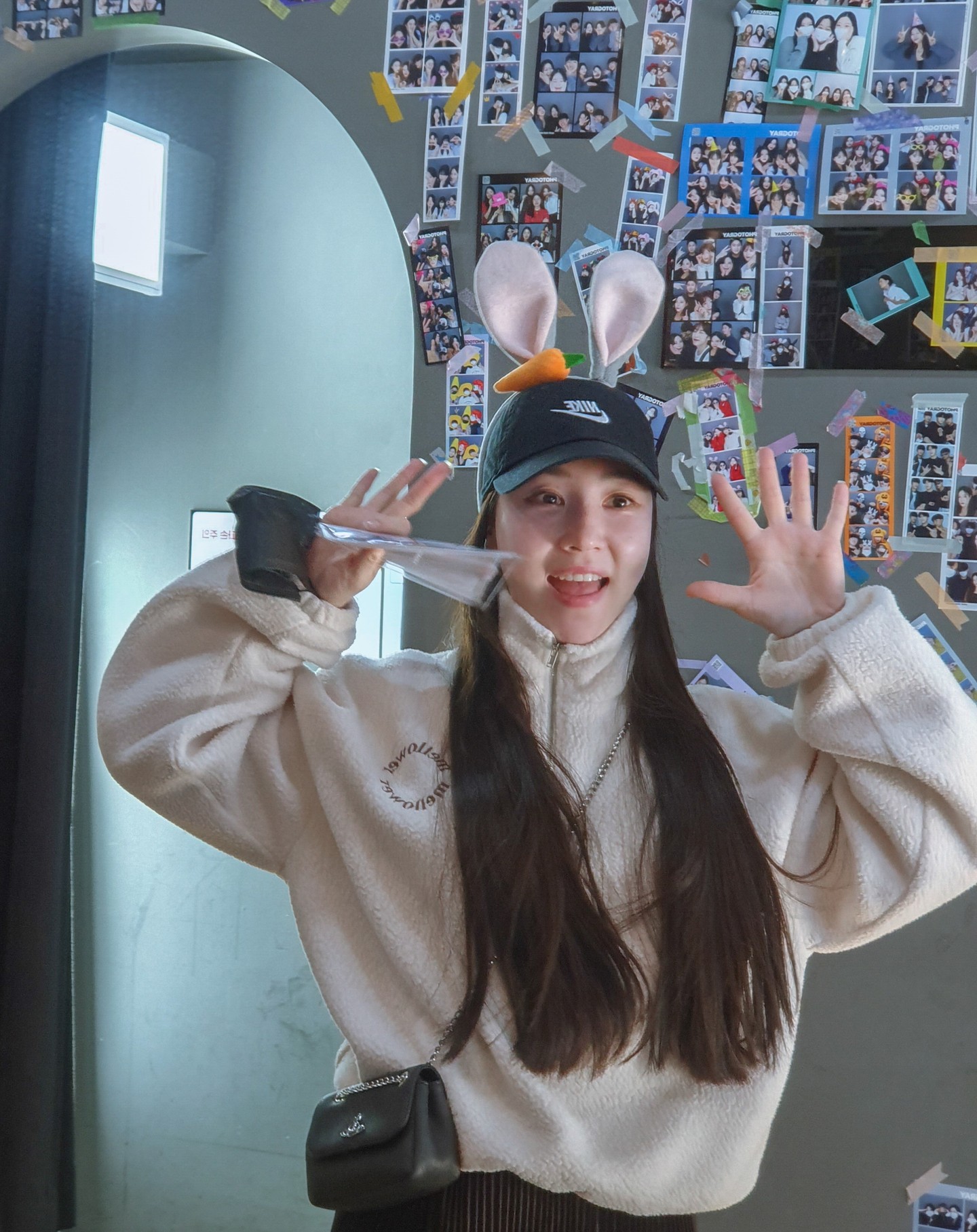 거울 앞에서 또 올 뻔한 금단현상ㅋㅋㅋㅋㅋ 오빠가 해결

#인생네컷#포토그레이#셀프사진관