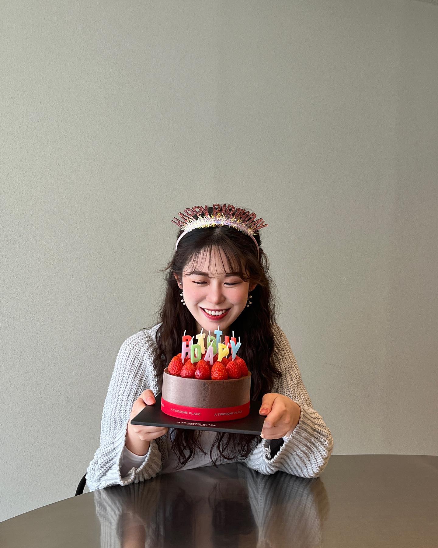 잊지 못할 생일이에요  ྉෆ
💗선물도 축하 연락도 모두 너무 감사합니댜💗
.
.
.
#hbd #🎂