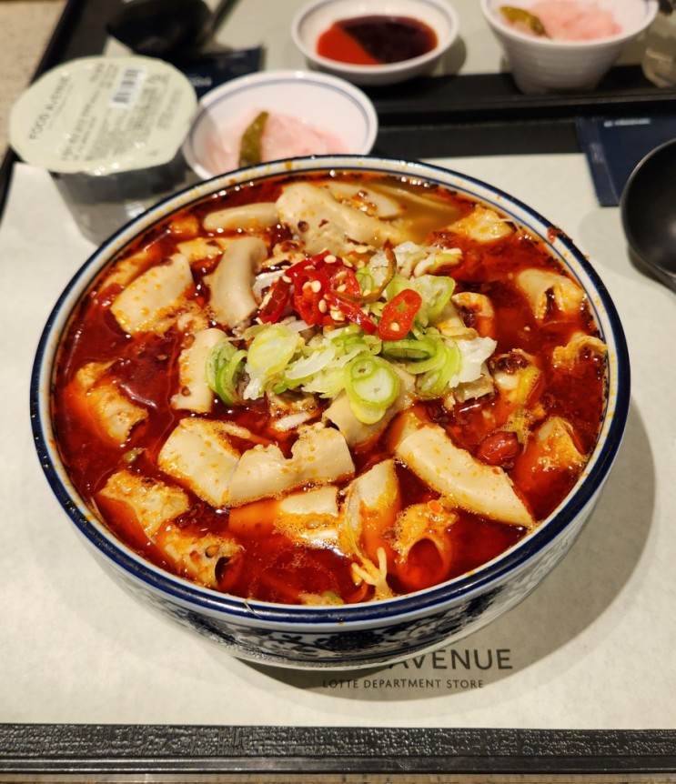 줄서는 식당에 나온 명동맛집🍜땀땀