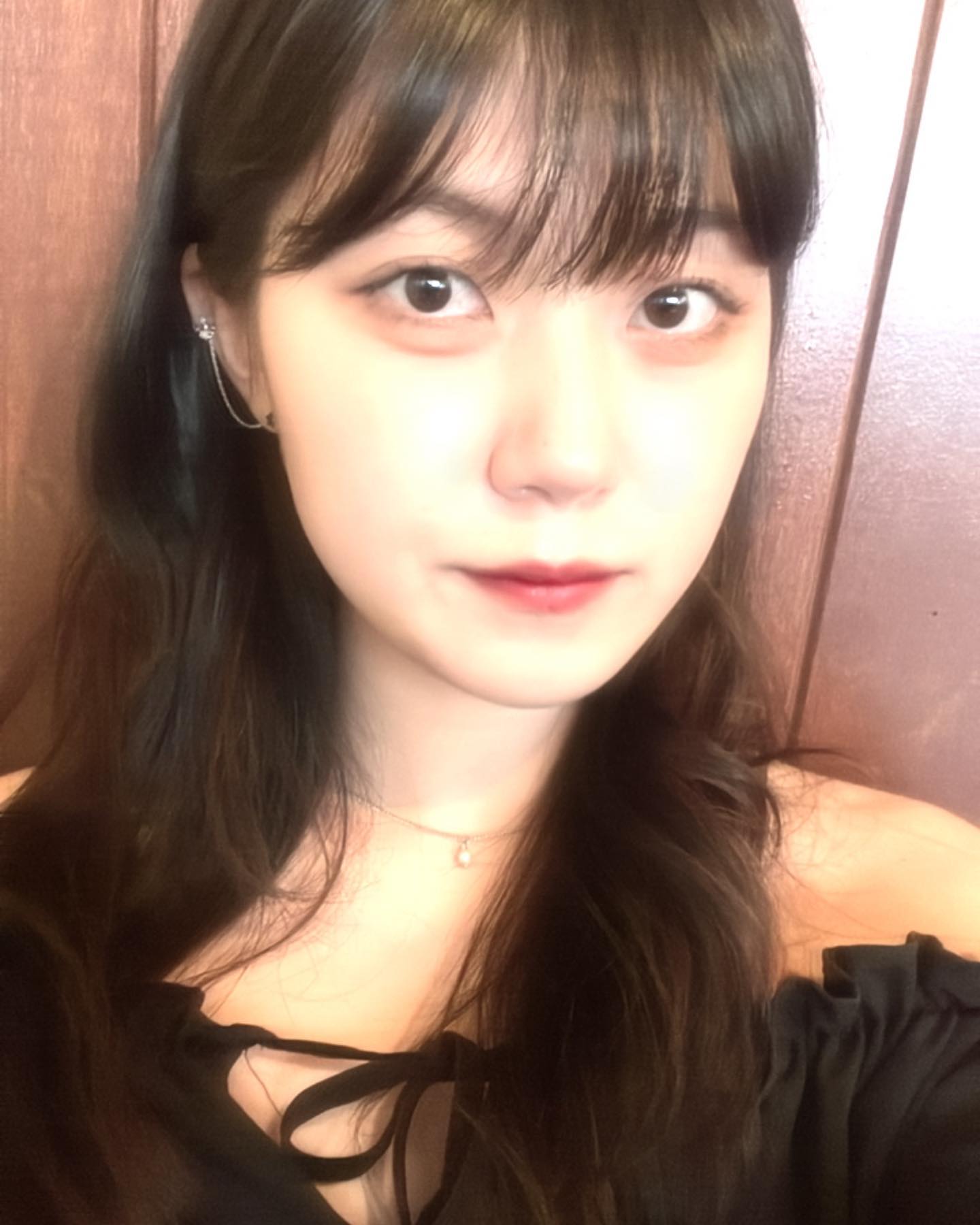 고민끝에 둘다 올리기로 했읍니다 ^-^