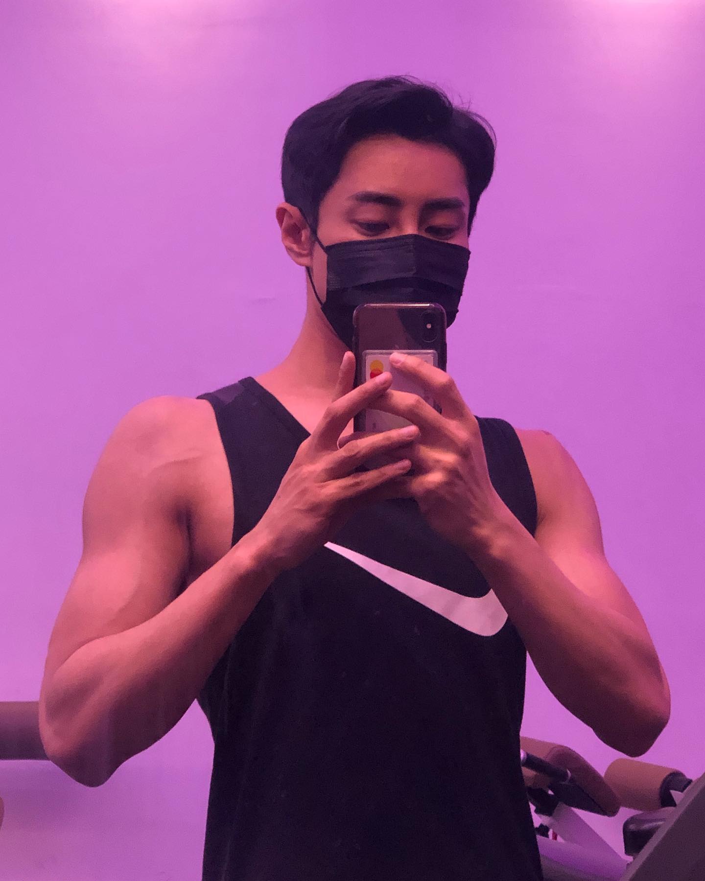 모에모에뀬🧏🏽‍♂️