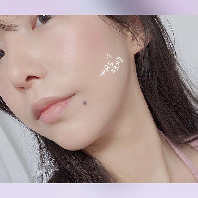 뷰티전문가 강희쌤 on Instagram: "#협찬 #광고 
더 멀티플 오르가즘
나스 @narscosmeticskorea 
오르가즘 컬렉션 ( 골드 쉬머 피치 핑크 ) 

✔️가벼운 터치로 매혹적이고 자연스럽게 빛나는 듯한 화사한 피부 표현 연출로 아이,립,치크,바디 등 멀티로 사용 가응한 더 멀티플💟

#나스 #나스오르가즘 #오르가즘컬렉션 #발렌타인데이 #나스아이팔레트 #나스치크팔레트 #나스더멀티플 #nars #narskorea #narsorgasm #15그램 #15그래머 #15그램뷰티 #오르가즘블러셔 #오르가즘섀도우 #나스블러셔 #나스섀도우 #한정판 
@15gram.official"