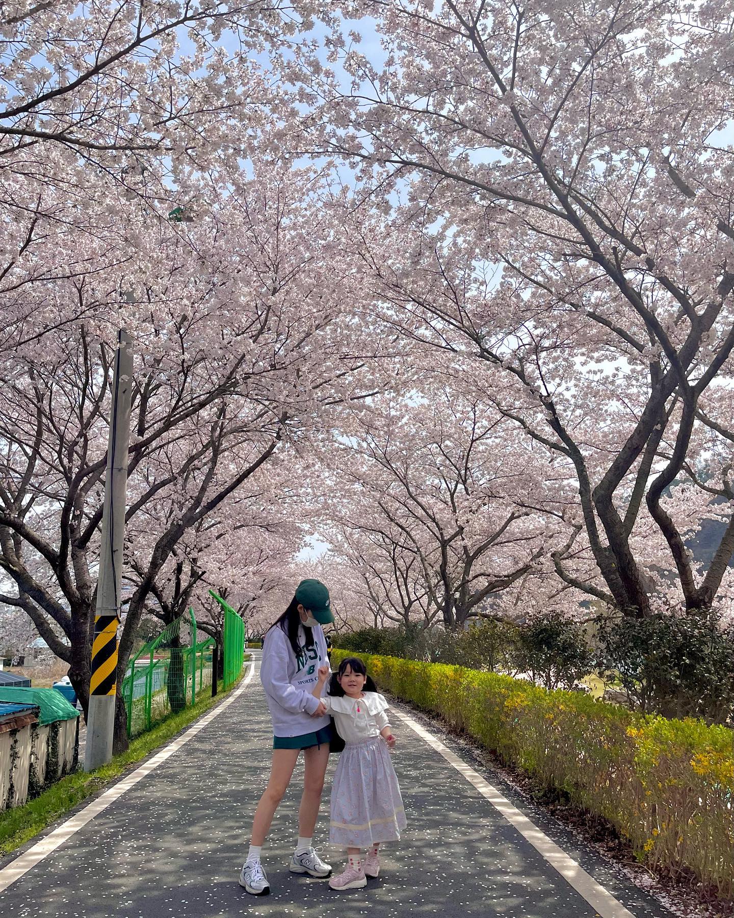 유민이가 찍어준 사진
나보다 더 잘찍는것 같은데,,?
좋았다😉💗