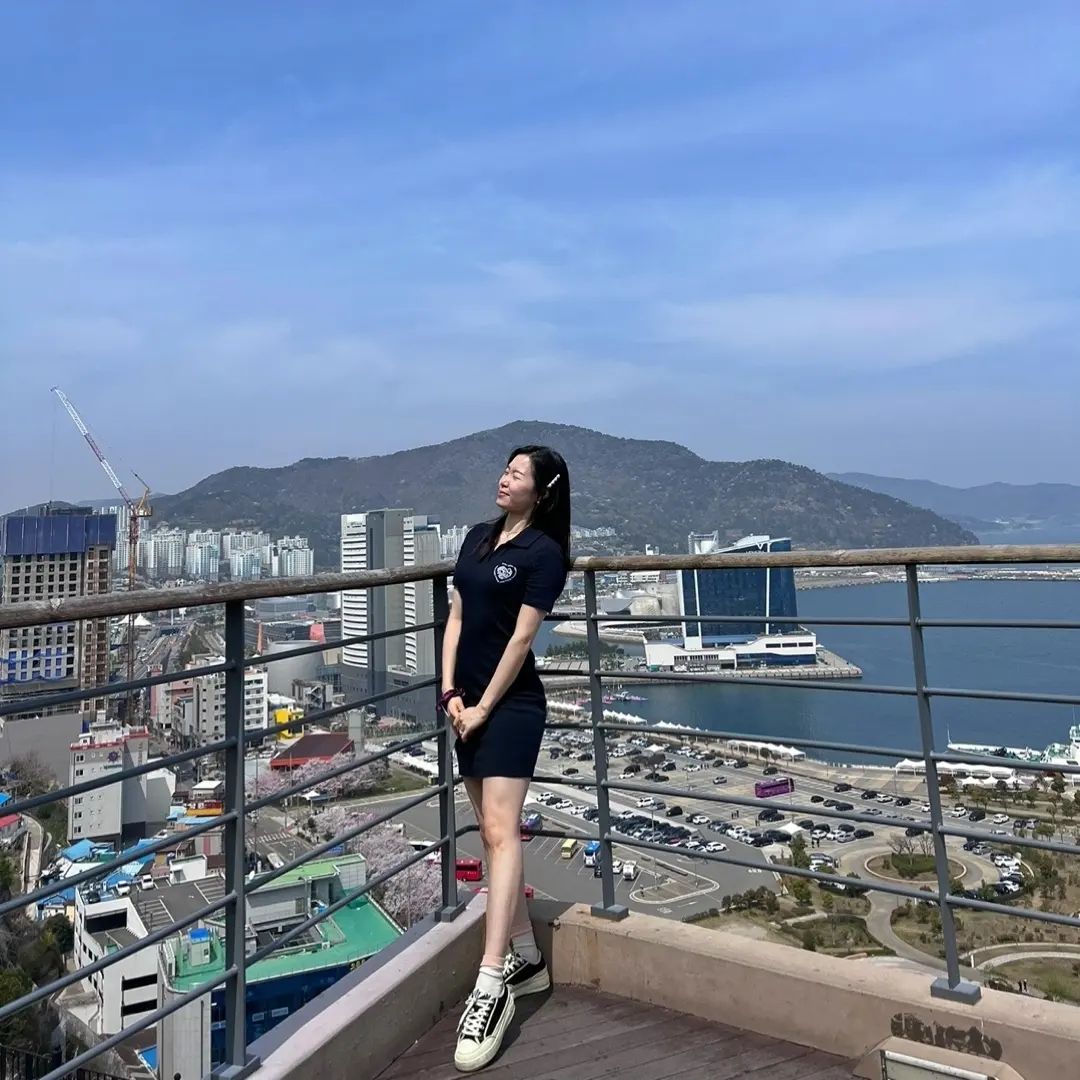 #여수여행 

할무니가 쏜다쏜다여행🥹
#벚꽃 이 만개🌸
마지막은 현타온메리🐶