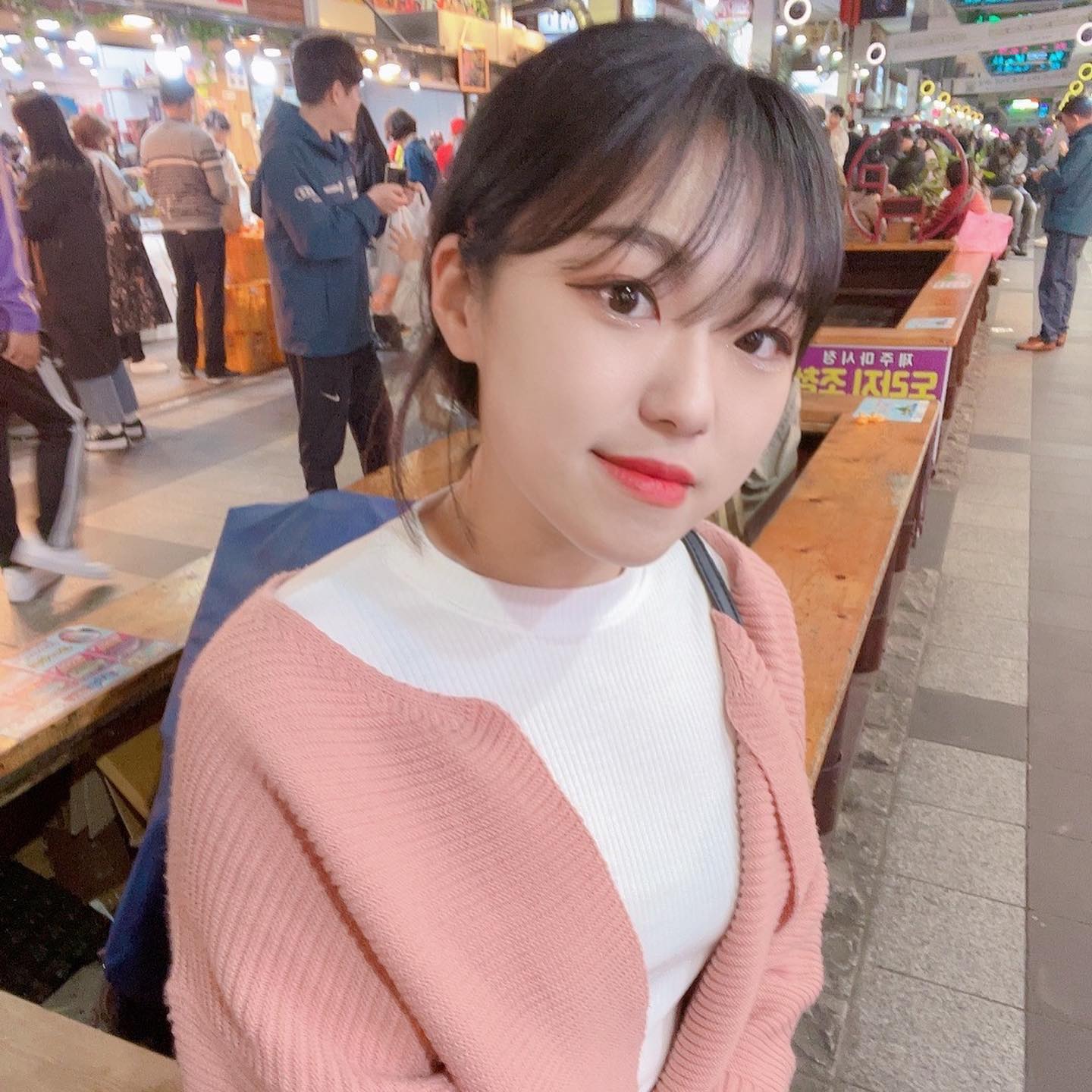 시간 순삭으로 흘러가는 중
#우도 #올레시장