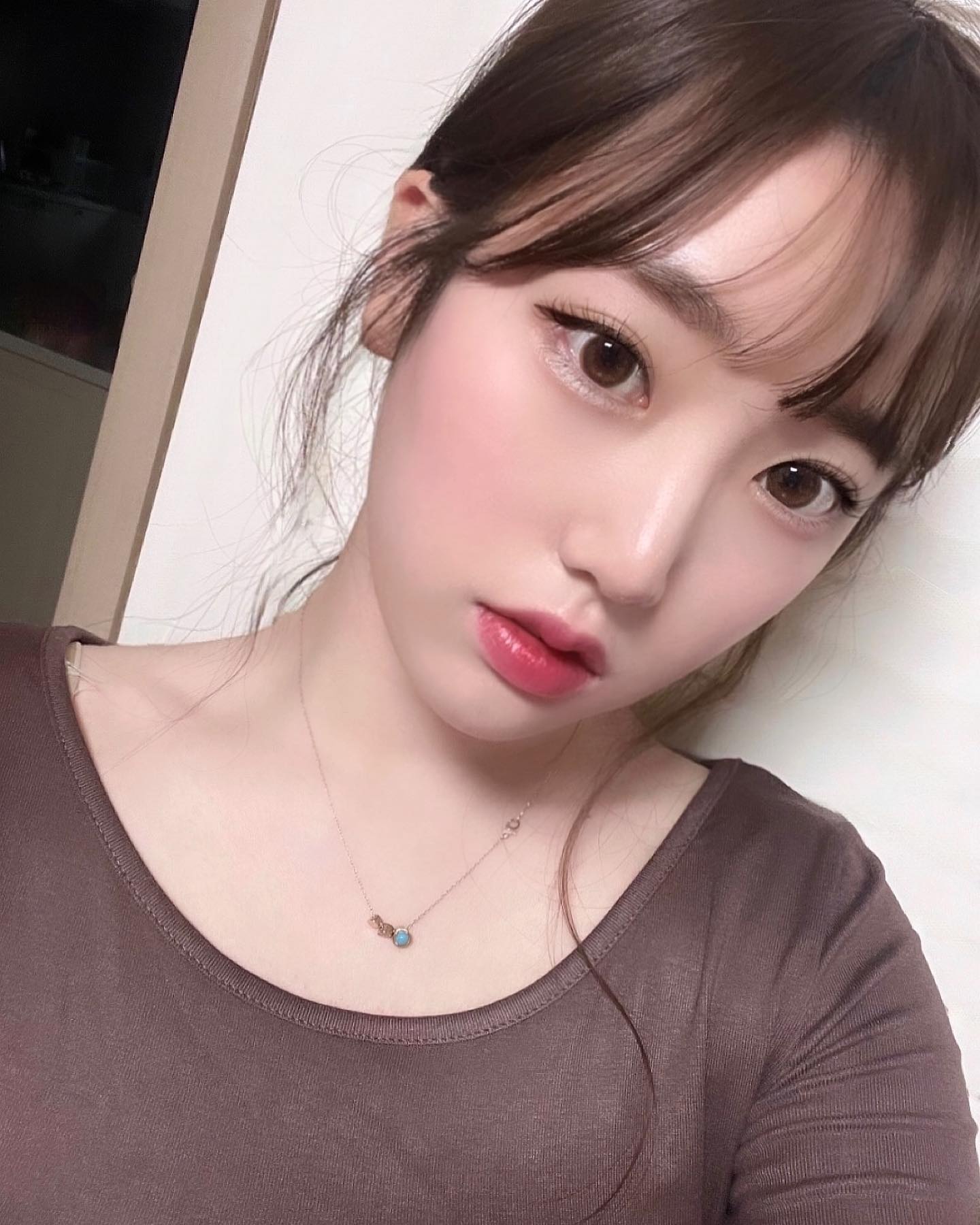 백 년 만에 찍은 셀카 .. ๑>ᴗ<๑