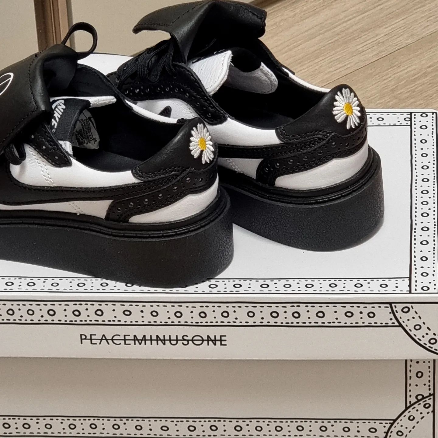 #권도1 #나이키 #피스마이너스원 #드로우 #성공
#nike #peaceminusone #draw #gwondo1