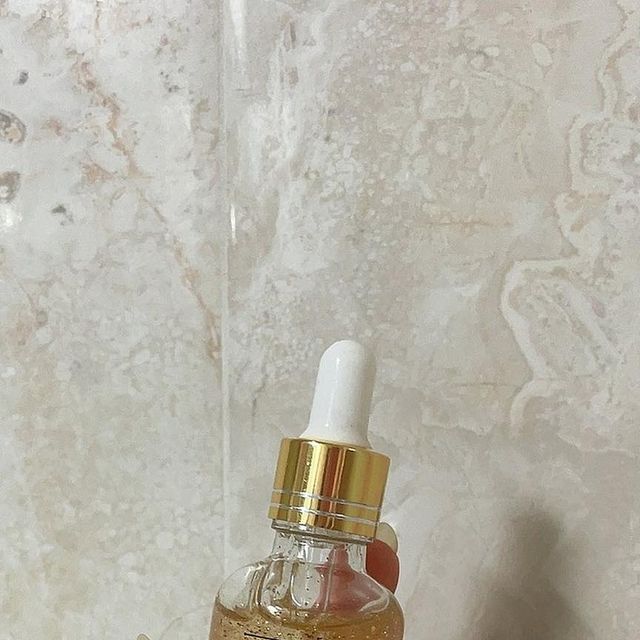 정은 on Instagram: "#광고 물광보다 더 빛나는 금광✨ ✨앙투아네셀 금태반앰플✨ 클레오파트라가 매일 피부관리에 사용한 황실의 피부비결 24K 순금이 들어간 호주 청정지역 양태반!