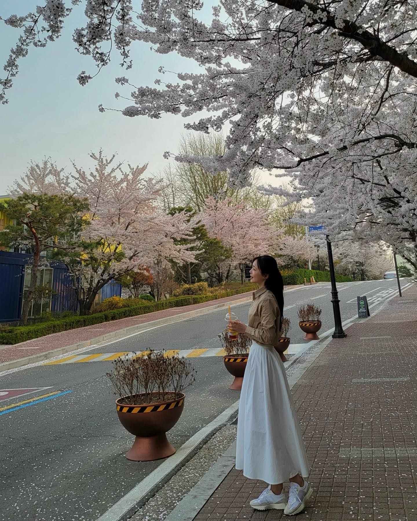 .
내 갤러리랑 인스타 시차 
보름 .. 🫥