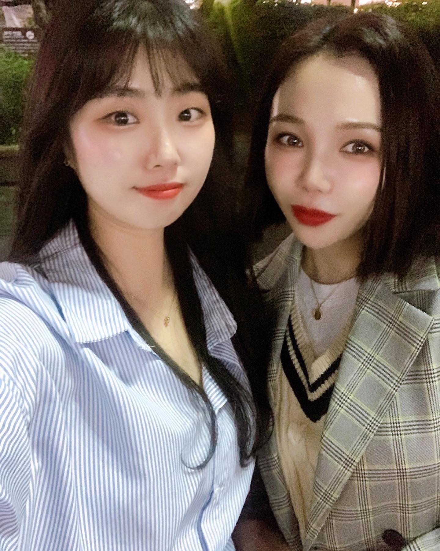 맛있는 주꾸미 데투💕
나 요즘 굉장히 바빴다….
타이밍 굿🫶🏻
갑작스런 만남 성공🤗
((얼굴 아는이는 가득한데 
마음 아는 이는 몇이나 될까))
너가 바로 그런 친구🫶🏻
너의 얘기는 언제든 들어줄께 ~!! 
와줘서 고마우 :)
우정해❤️ 
.
.
.
#일상
#친구 #좋은친구
#감사합니다 🥹
#급만남 #쭈꾸미맛집 
#성남 #분당 #야탑
#야탑맛집 #수다 
#쭈삼 #먹방 #먹스타그램 
#소통스타그램 #셀카 
#둘이서 #셀카그램 
#좋아요 
#굿밤 🌙