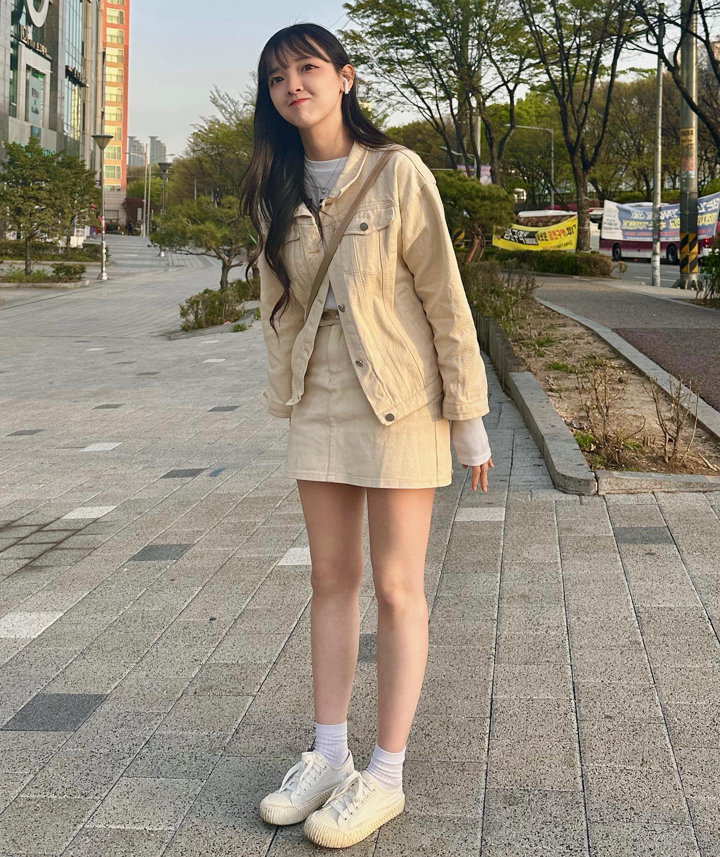 가볍게 봄나들이 데일리🌱