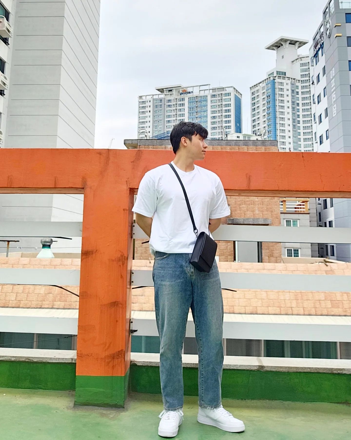 살빼면서 돈이 많이드는 이유..
옷을 다시사야한다는것 (바지가 너무 큰데..)