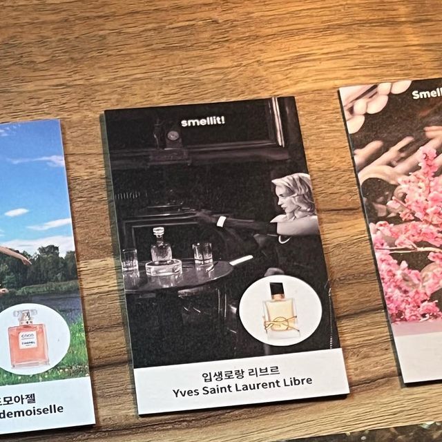 𝒥𝒾 𝑒𝓊𝓃🕊 on Instagram: "#광고 저는 항상 가까운 곳을 나갈때도 향수와 함께하는데요! 그만큼 향수에 관심이 많아요🔍 하지만 향수를 구매하기 전에 아무리 열심히 서칭해도 “어라
