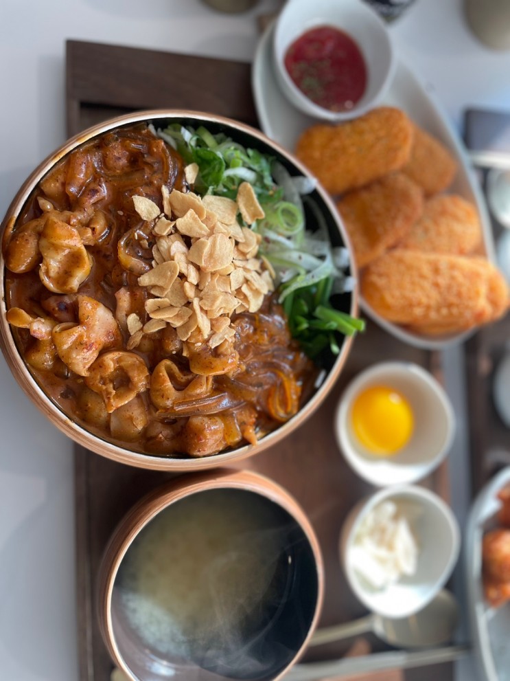 신촌맛집-덮밥맛집  "한술식당" 로제곱창덮밥