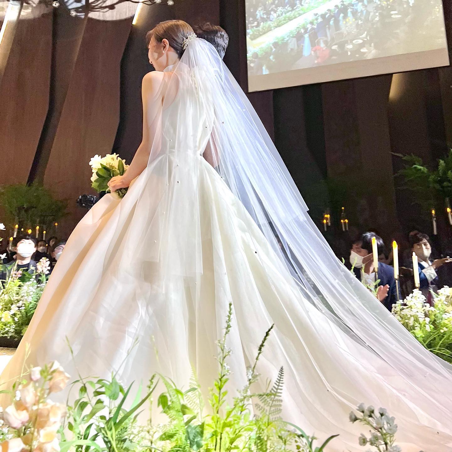 첫 결혼기념일💍💛
기념일인데 어제 남편 친구 결혼식있어서 어디 놀러가지 못해 아쉽네요ㅠ 그래서 오늘 뭐하며 놀아야할지...뭐해야 잘 놀았다 소문날까용???ㅋㅋ