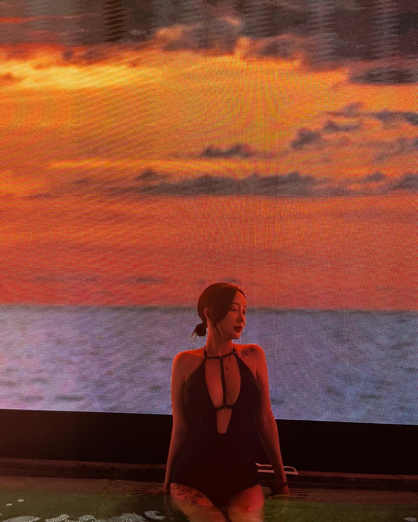 🌊🌊