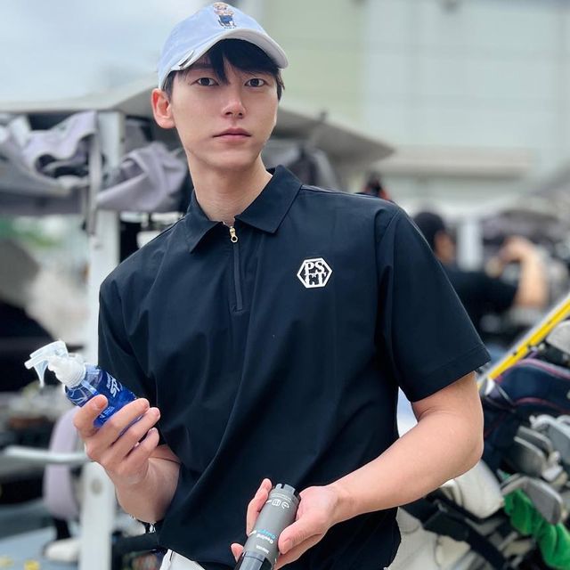서유백 on Instagram: "#광고 급 더워져서 찝찝하고 짜증나는 요즘🥵 스트레스 풀러 라운딩 나와서도 힘들면 안되니까🤔 야외활동할 때, 일상생활에도 멘톨 성분, 흡열 반응으로 상쾌하게 일