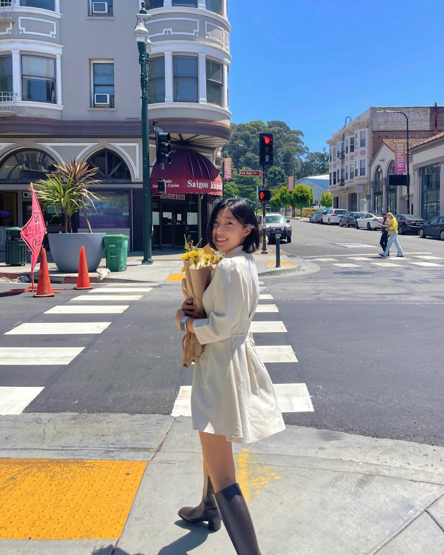 꽃 주러 가는 길 💐