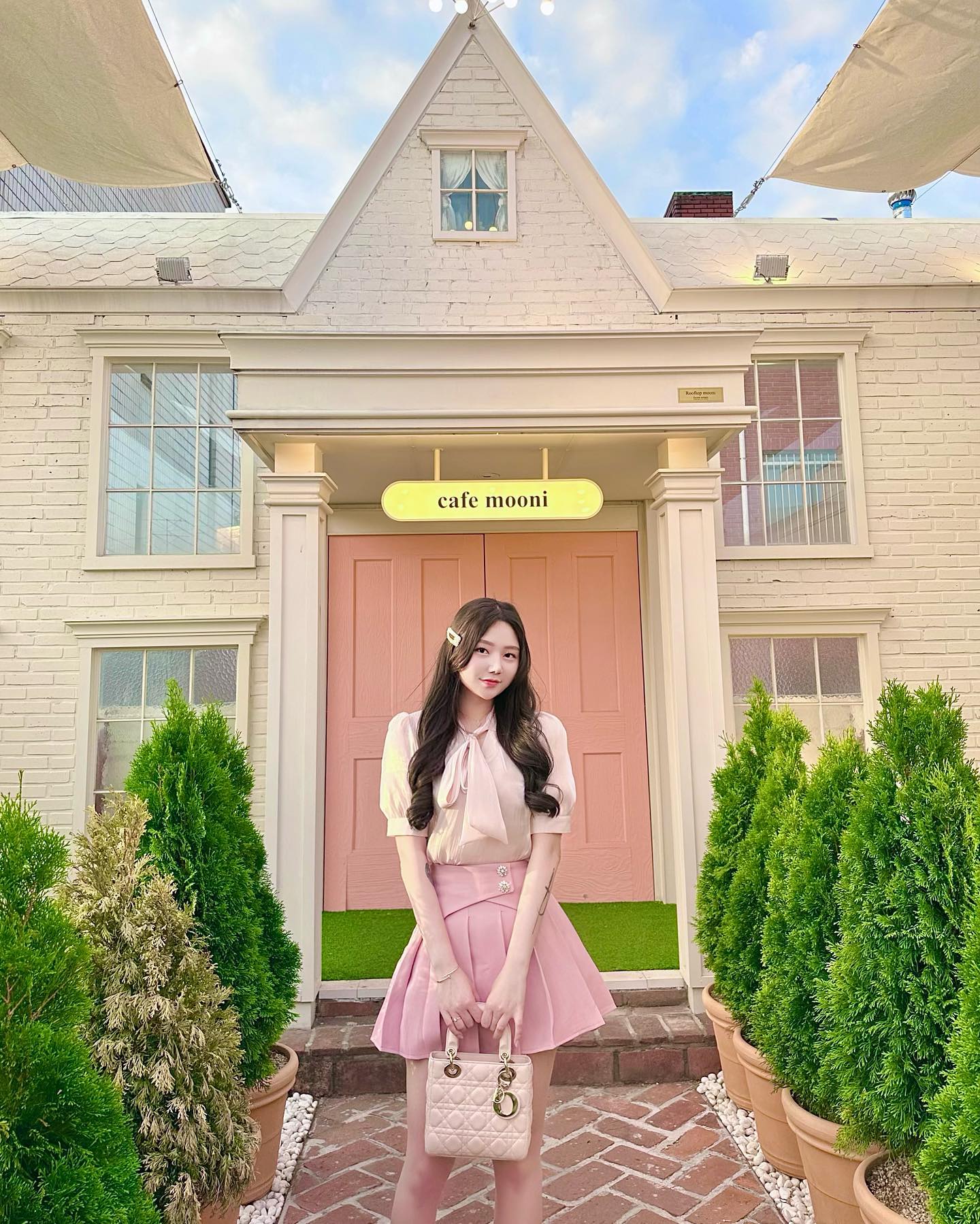🎀 𝓂𝑜𝑜𝓃𝒾 🏡🩷💖