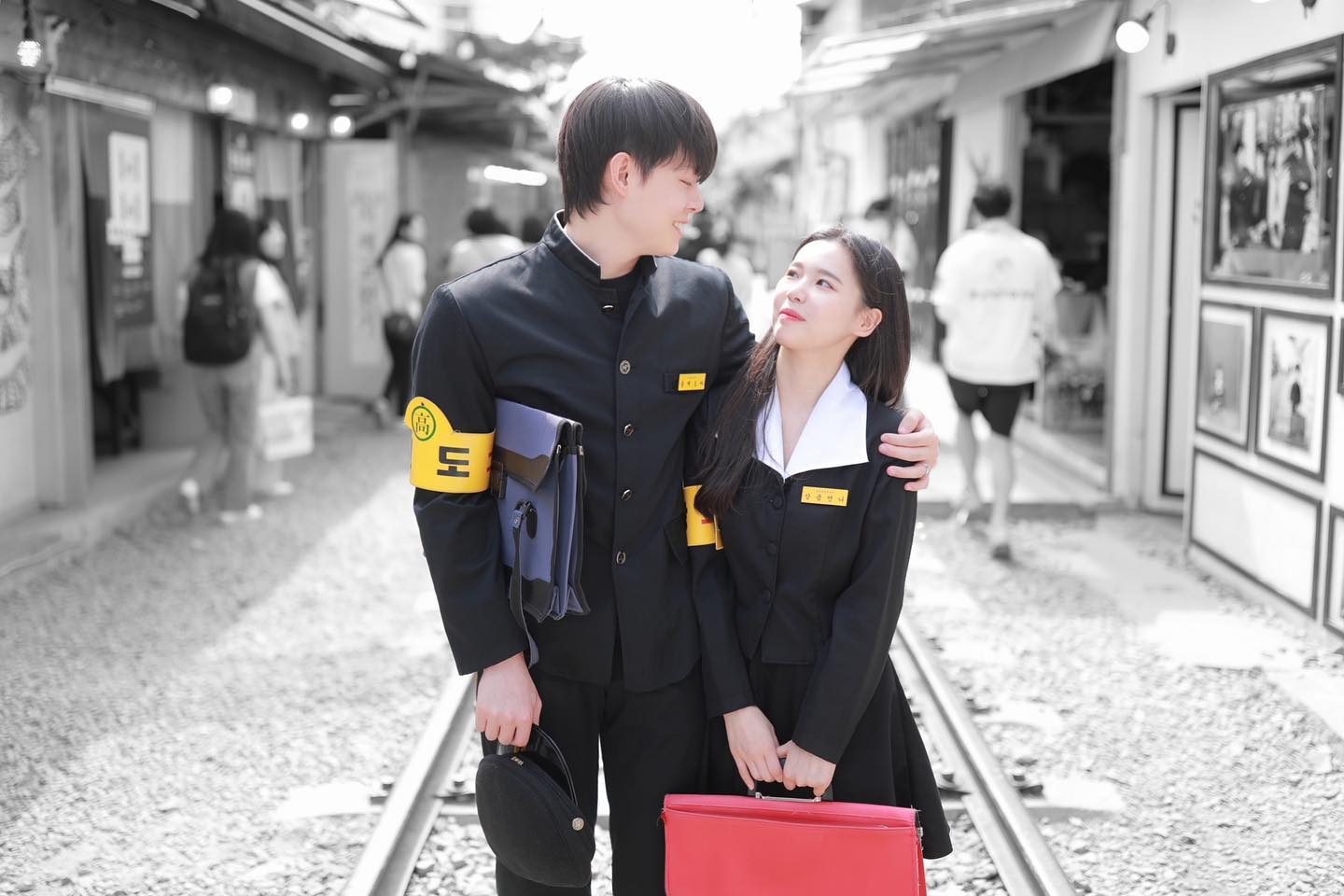 ❤️

#군산 #철길마을 #교복