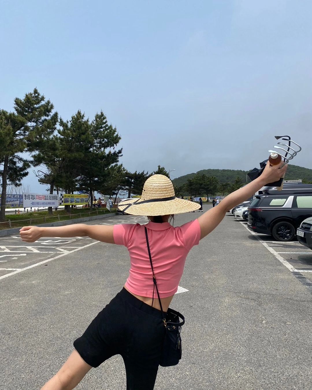 매번 올때마다 다른 감정으로 오는 안면도🏖
힘든거 아픈거 모두 파도에 휩쓸려갔길🙃
.
.
#여행 #안면도