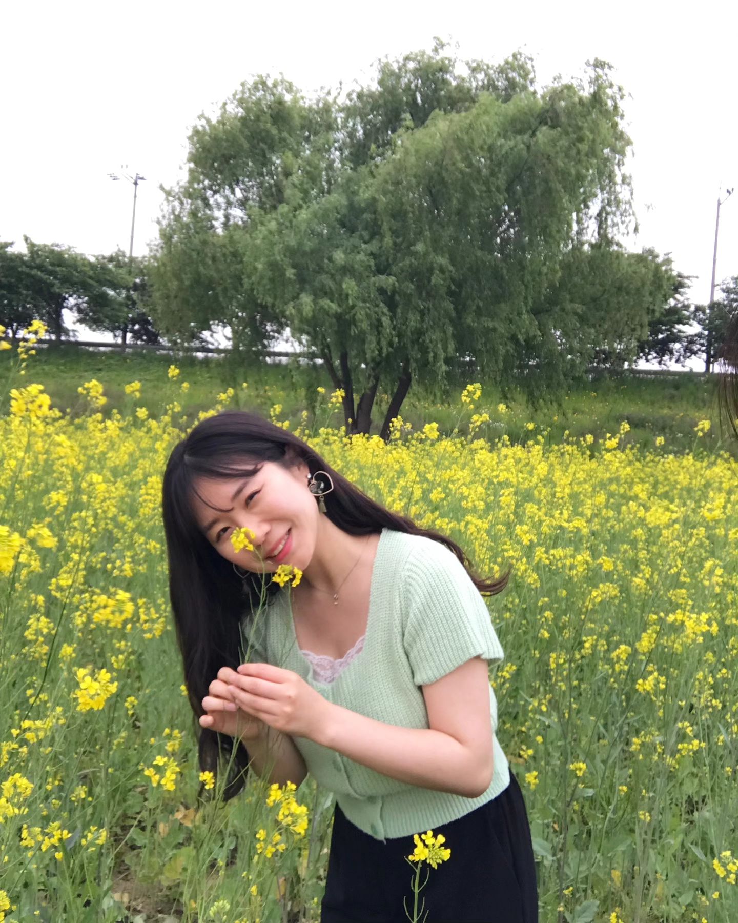 🌻😆
.
.
#유채꽃 #유채꽃밭 #🌼