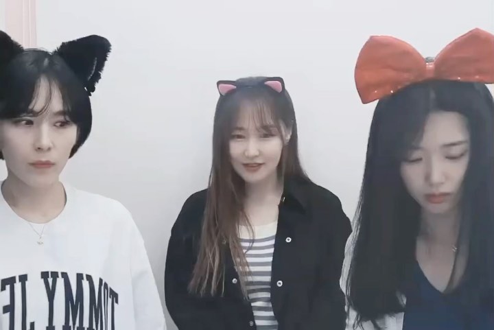 아름언니 미국 돌아가기전 다시 뭉친 우리🫶🏻

아수라장이였지만 넘 재밌었던 스사ㅋㅋㅋㅋㅋ

넘 소중했던 시간⏰