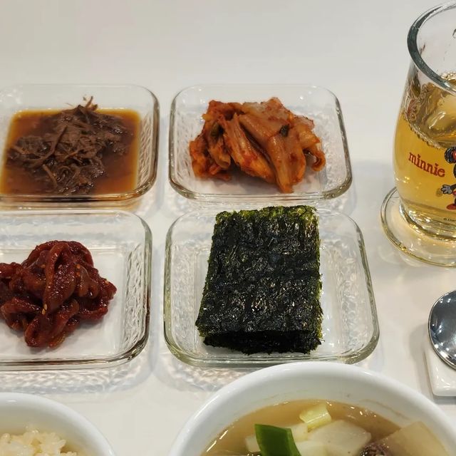 @pro.review_ on Instagram: "#광고 호야석식😋 끼닛에서 보내준 불오징어젓갈을 먹어봤어요🔥🦑 100퍼센트 동해안 자연산 오징어! HACCP 인증도 받았답니당~!! 다른 젓갈처럼 짜지않고 맛있게 불맛