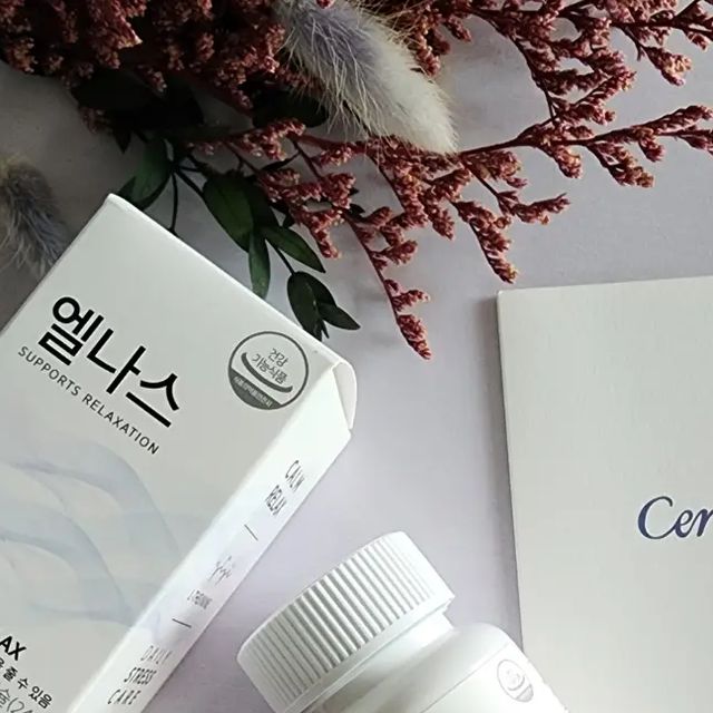 아리아리 on Instagram: "#광고
요즘 스트레스가 너무 심해서 잠도 푹 못자고 악순환으로 점점 더 피곤해지고 힘들었거든요
사실 현대사회에서 스트레스를 안받고 사는건 쉽지 않잖아요
취업, 면접, 다이어트, 육아 등 일상의 다양한 영역에서 스트레스와 불안 초조 예민 등으로 고민하시는 분에게 평온함과 차분함을 선사해주는 세레비를 섭취중이에요
네이버, 쿠팡, 카카오 등 오픈마켓에서 누적후기 2만개 이상을 유지 중인 인기상품이에요~
스트레스로 인한 긴장완화에 도움이 많이 되더라구요!

자사몰 www.cerevi.com
스마트스토어 https://m.smartstore.naver.com/cerevi

#일상#다이어트#운동#취업#면접#대학생#육아#스트레스#육아스트레스#공부#수험생#갱년기#여성#남성#불안#짜증#예민#건강기능식품#비타민#테아닌#비건#식물성#채식주의#환경#자연"