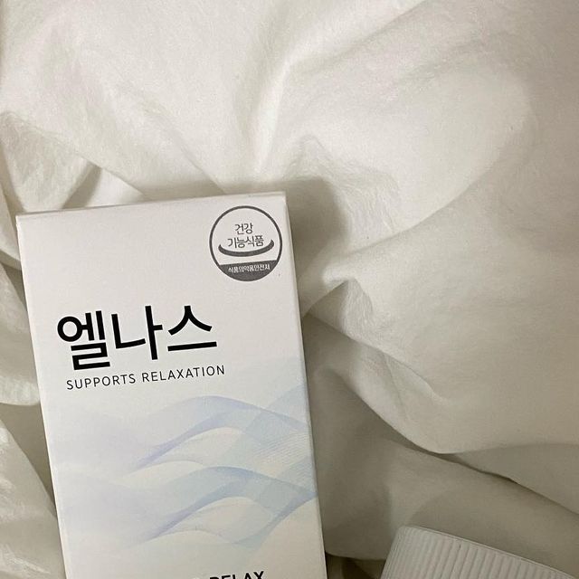 쩡이 on Instagram: "#광고 cerevi 엘나스 🤍 스트레스로 인한 긴장감을 해소할 땐 엘나스 ෆ 하루에 한 알 섭ᄎ