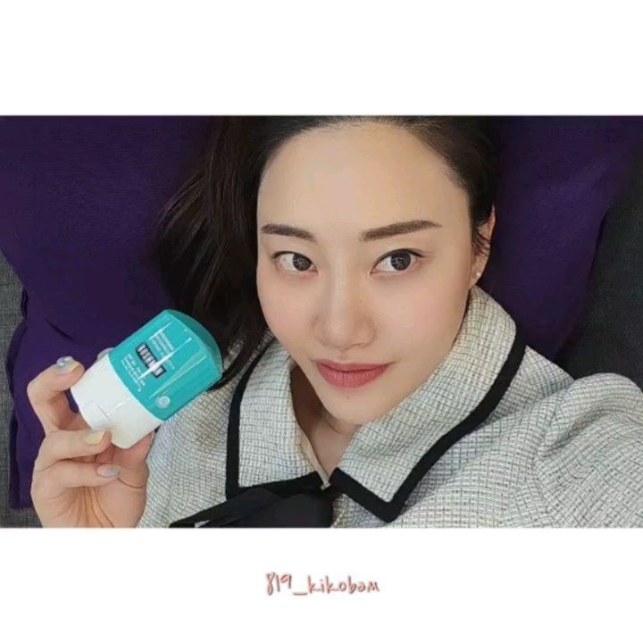 #협찬 #부쉬맨 
#워터프루프선스틱 
bushman_life

물놀이의 계절 여름이 다가왔어요
요즘은 다양한 물놀이가 
더 많이 레포츠로 생기면서 
워터프루프 제품이 더 사랑을 받는데요

이 제품은 산호초를 파괴하는 화학성분을 
모두 배제해서 만들어서 
바다에서도 편히 바를수 있어요

꿀냥이가 직접 사용해보니 
부드럽게 발리고 
백탁현상이 없어서 만족스럽더라구요

#서핑선스틱 #물놀이선스틱 #스포츠선스틱 #선스틱 #부쉬맨선스틱 #골프선스틱 #신상품나왔을땐 #08l