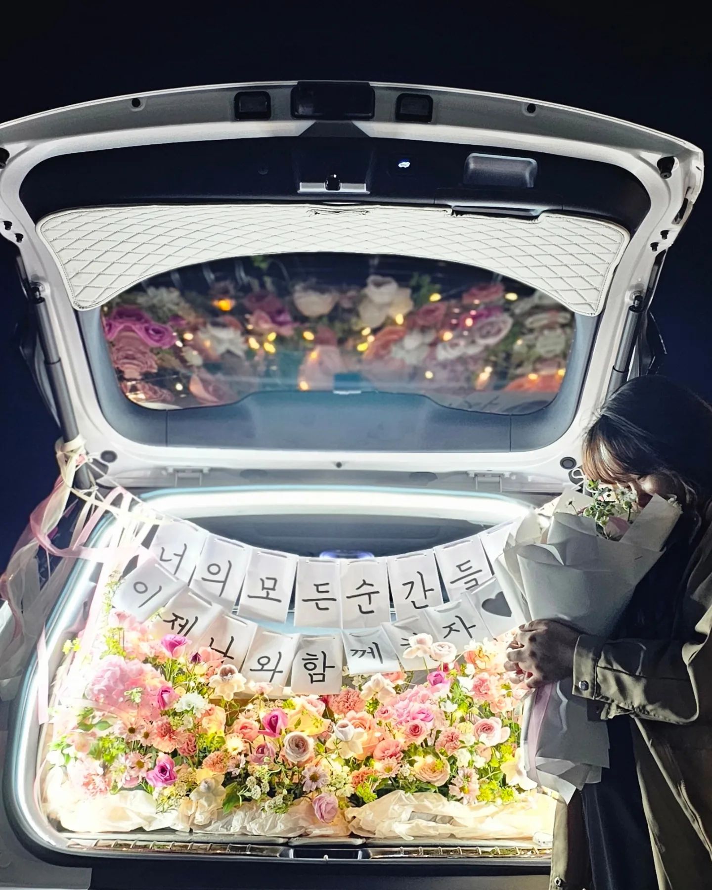 .
.
어디보자
그램이 있네?
.
존냐조쿄
.
.
#꽃보다그램