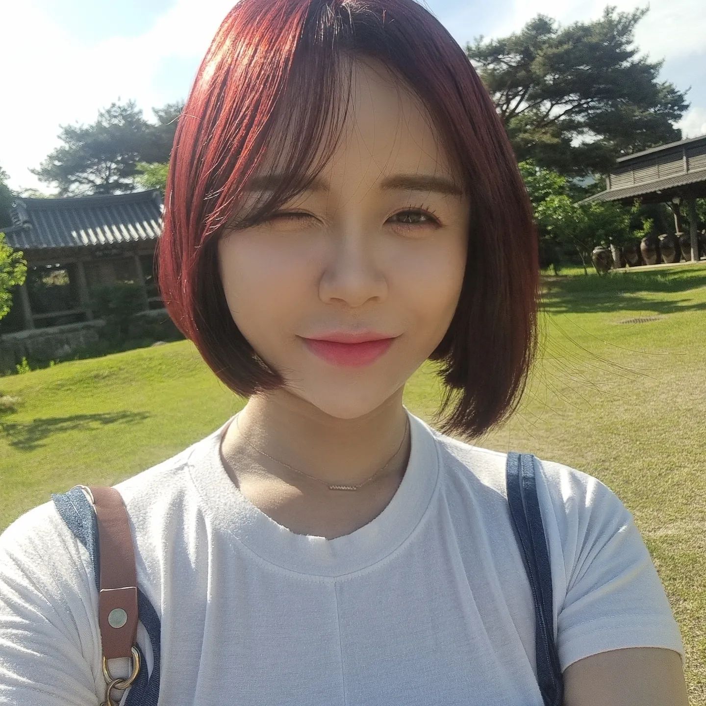 한가로운 평일 아침부터 오랜만에 짝꿍이랑 데이트 🫶

#쇼윈도부부탈출
#데이트는평일이지