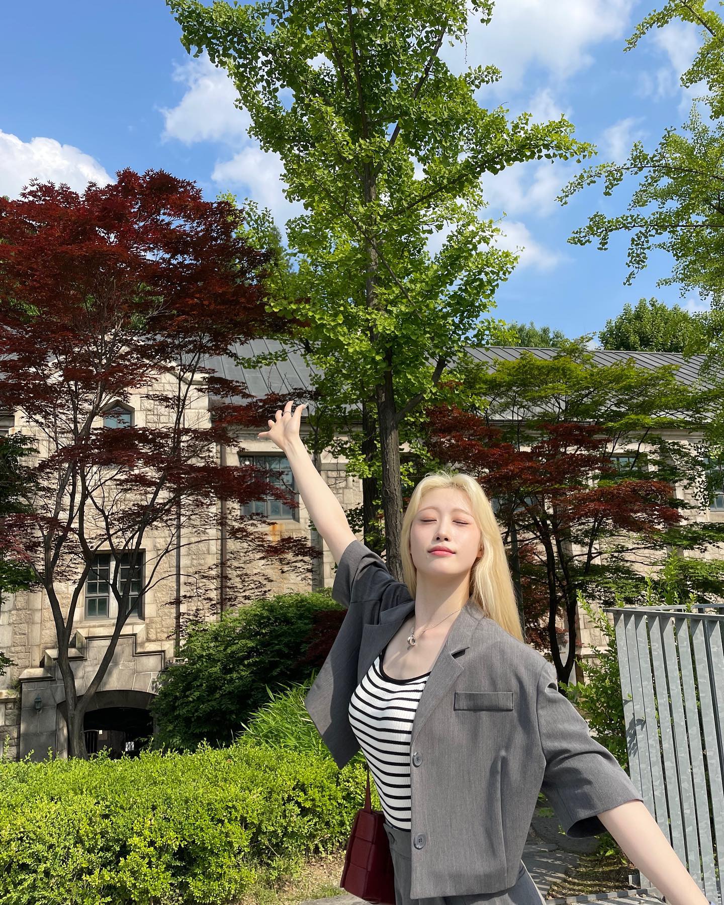 오랜만에(?) 학교 탐방
#오늘 #날씨 #너무 #조타 #🌞