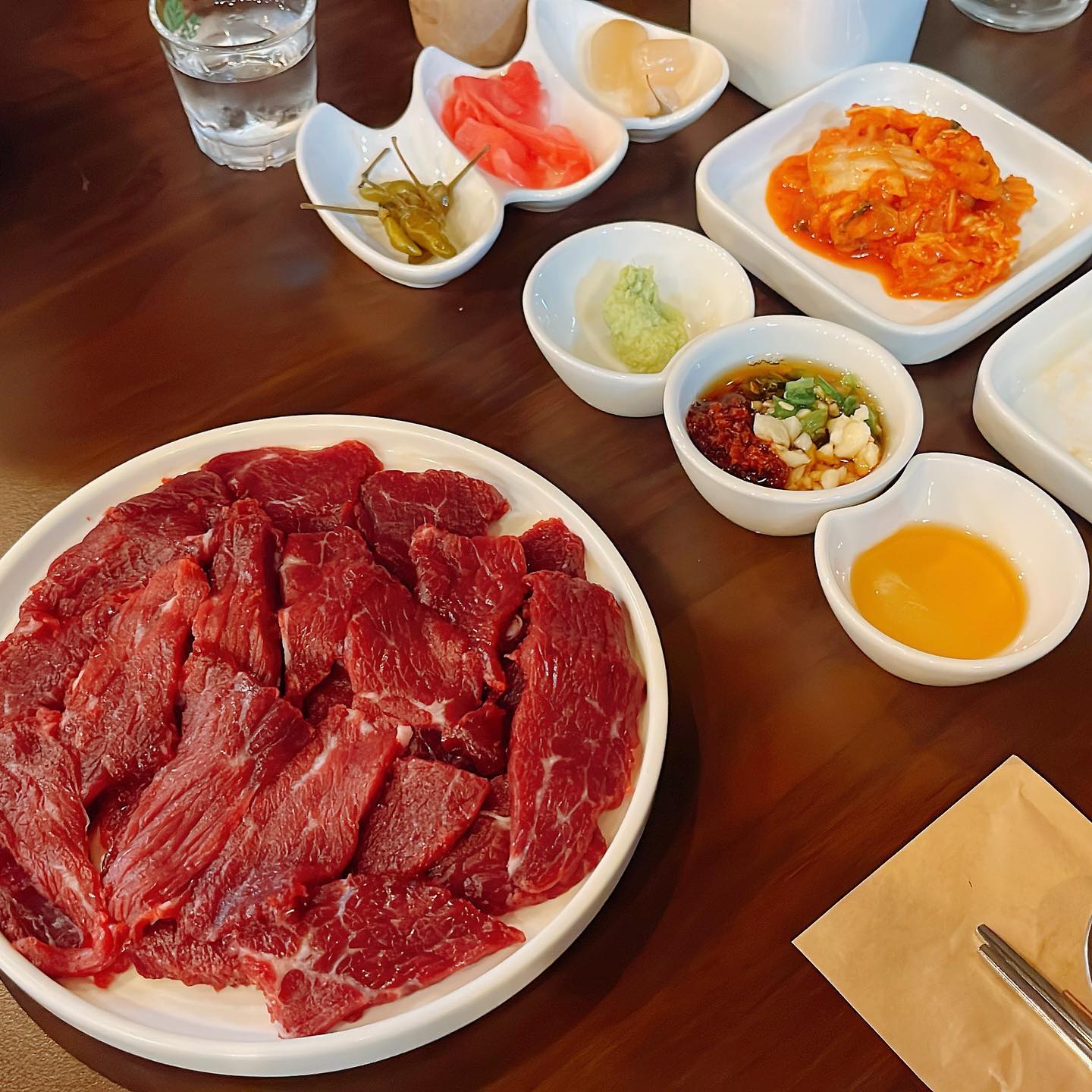 #이곳뭉티기 < 가게 상호임

구성 맛 대비 가성비 최고 ㅠㅠ
넘무 맛있어서 또 가고 싶당☺️☺️

역시 주말 맛집 뽀개는 거 너무 좋아😍

#의정부 #민락동맛집 #민락동뭉티기 #민락2지구맛집 #생식러버 #뭉티기맛집 #뭉티기존맛 #먹스타그램 #맛스타그램 #행복