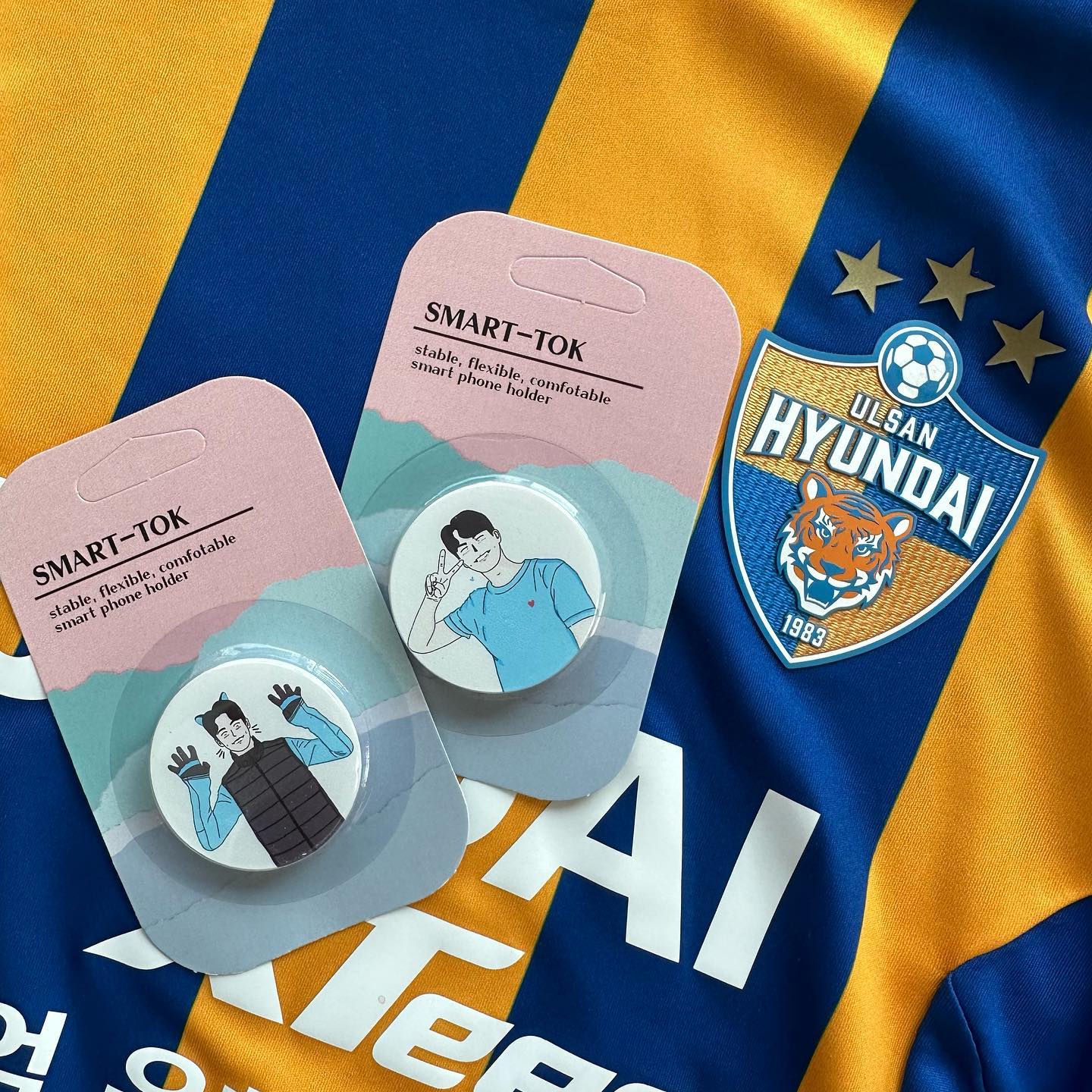 설영우 굿즈샵🐯
울산현대66 설영우 그립톡
초딩 아들램이랑 사이좋게 하나씩!.!🫶

sywgoodsshop 

⠀
#설영우#울산현대#울산현대축구단#설영우굿즈샵#설영우굿즈#굿즈#그립톡#그립톡추천