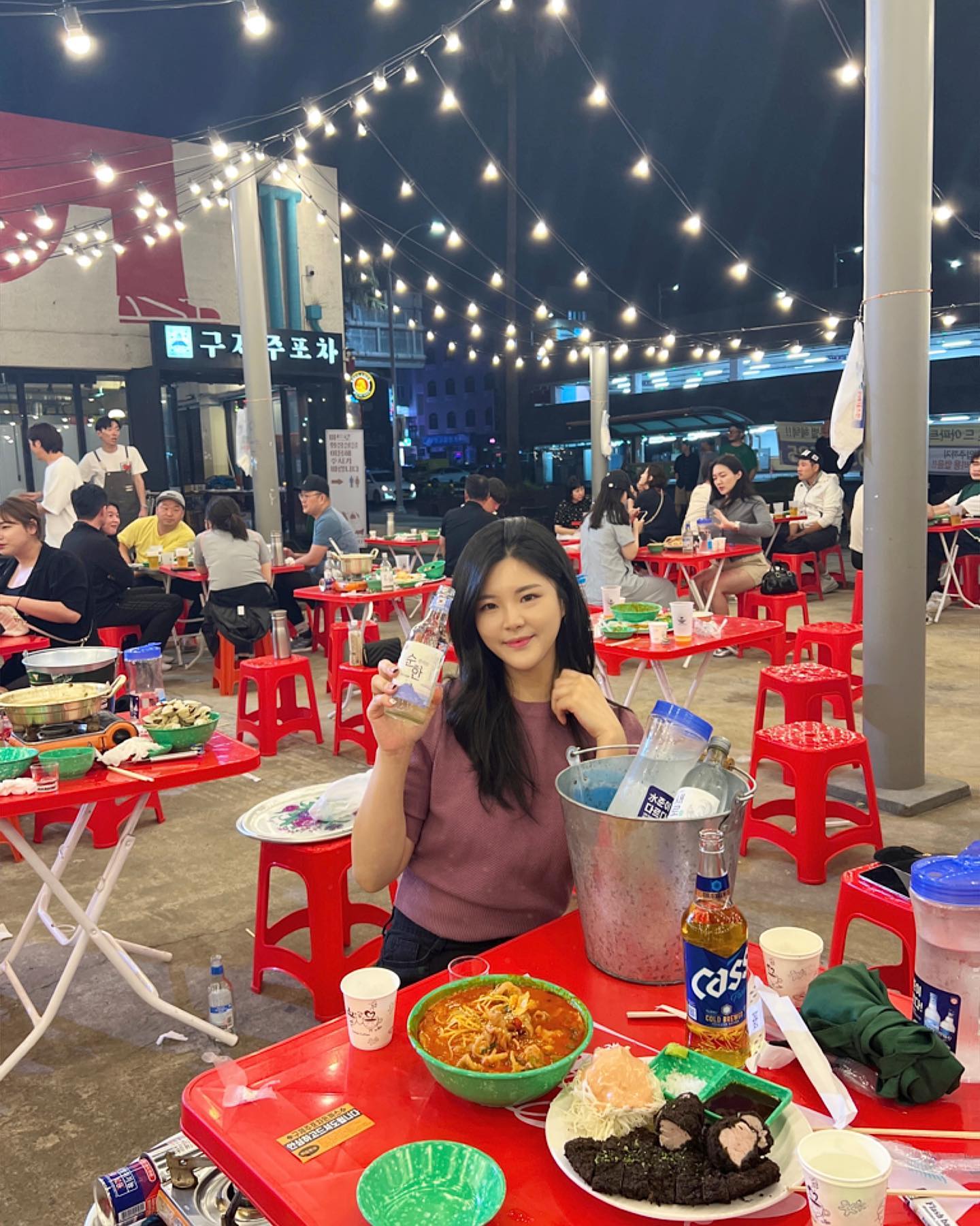 제주도... 야장 개안케 하네...
술이 술술🧡💙

#제주공항근처술집 
#제주당일치기
