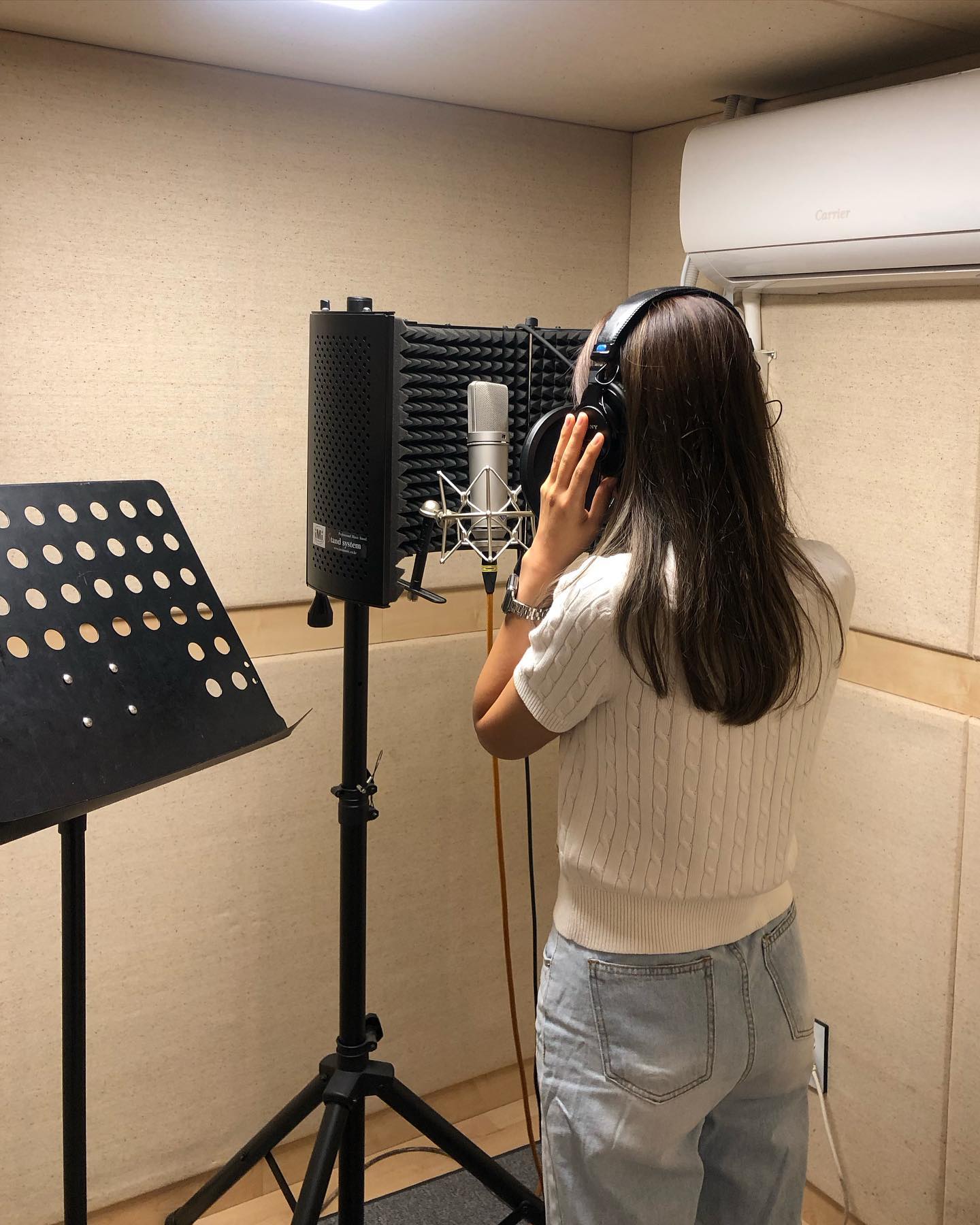 코노 에코가 있어야.. 완성인데🎤🎧

#보컬레슨 #vocals #취미 #취미생활