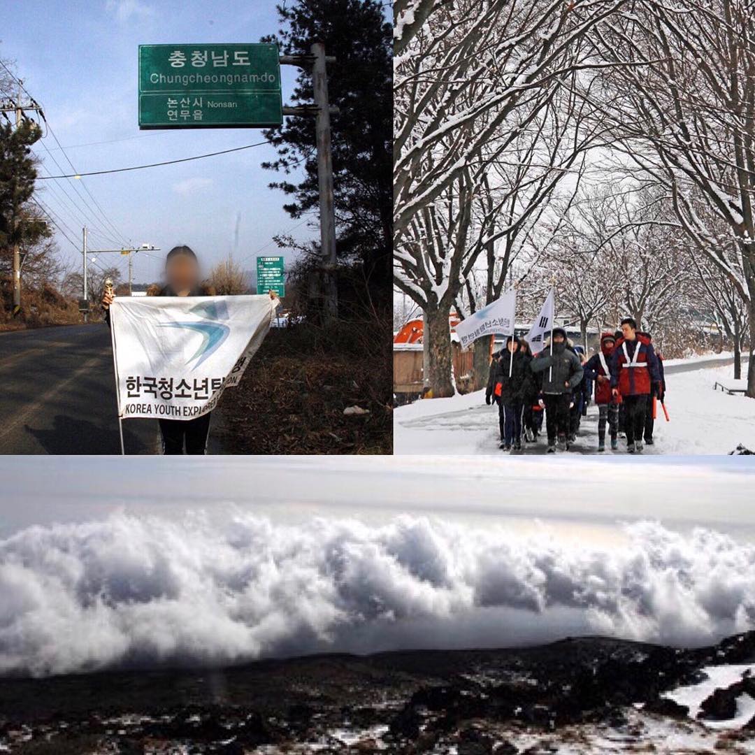 .
☝️내 2018년 총 정리☝️
.
첫번째사진부터
-2018, 1월
한라산🗻백록담을 오르고, 해남 땅끝부터 광화문까지 2-3주간 죽기 살기로 하루에 약 40km씩 걸었던 🐾국토대장정🐾을 시작으로,
.
-2018, 3월,4월
양업고에 입학해서 올해에 가장 행복했던 시절이었다. .
-2018, 4월 말
우리가족은 처음이자 마지막으로 웨딩 가족사진을 찍었다👨‍👩‍👧‍👧
.
- 2018, 5월
처음으로 국제미용올림픽이라는 큰 대회에 출전했고, 첫 대회, 큰대회 모델이 구민정이었어서 더 기억에 남았다. 그 결과 동상🎊타왔다. .
-2018, 6월,7월
여름철에는 행사에 많이 참여했다. 순천에서 열리는 큰 행사때마다 좀비분장 부스에서 많이 봉사했던것 같다. 사진은 놀러와서 돈내고 체험받았던 아빠 사진 ㅎㅅㅎ
.
-2018, 7월 ,8월
첫 해외 가족여행을 다녀왔다. 일본 오사카, 도쿄에서 정말 오랜만에 가족완전체가 함께 시간을 보냈다.
.
-2018, 9월 
평화반 단합을 했다. 평화반은 일년간 단합을 3번 했는데, 이 날이 가장 즐거웠었다. 반 애들끼리 캠핑하면서 텐트안에서 자고, 용인에서 2박 3일은 소중한 기억이다. .
-2018, 10월
평소와 같이 일요일 오후 기차타고 학교에 가던날에 할머니가 깜짝 서프라이즈로 순천역 앞에서 기다리고 계셨다. 광양에서 시내버스타고 왕복 약 두시간이지 않을까,, 싶은데 내 얼굴 5분 보기위해서 달려오셨다. 내 손에 쥐어주신 오만원은 정말 잊지 못할 것 같다. .
-2018, 11월 
네팔해외이동수업🇳🇵을 다녀왔다. 수업이기 전에 학교 친구들과 해외에서 시간을 보냈다는 것이 정말 기뻤다. 그리고 처음보는 히말라야 설산은 정말 정말 아름다웠다.
.
-2018, 11월 중후반
음,, 나에게 정말 소중했던 한사람과 또 이별했다. 느끼는게 정말 많았다. 
이렇게 나의 1년은 마무리 되었다. .
민정이 보고싶다 ,, ㅎㅎ😂