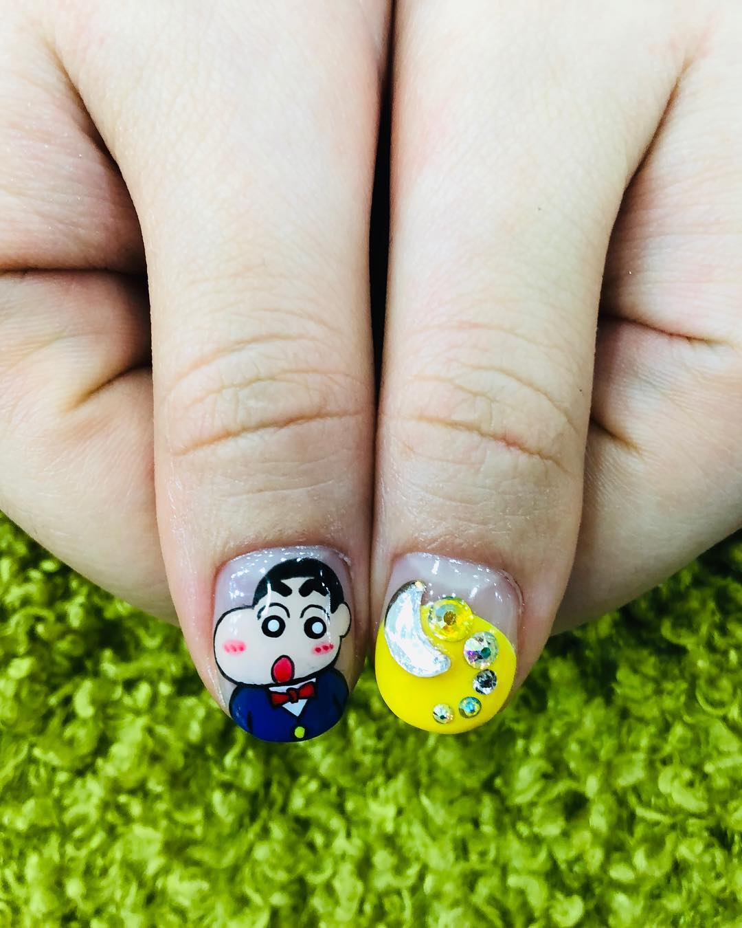 #짱구#네일#흰둥이#네일#송이솜씨#핸드페인팅#포인트네일#풀스와#스와로브스키#하트파츠#네일아트#네일아트디자인#네일아티스트#포토폴리오