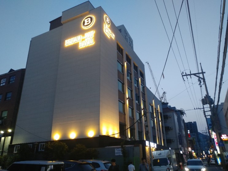 부산 호캉스 시설깔끔하고 접근성 좋은 브라운도트 수영점 센텀호텔